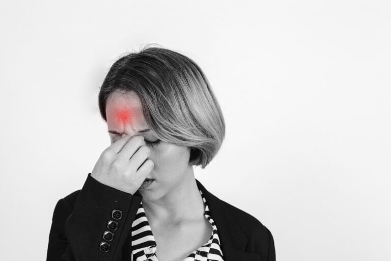 Understanding Migraines: Causes and Symptoms